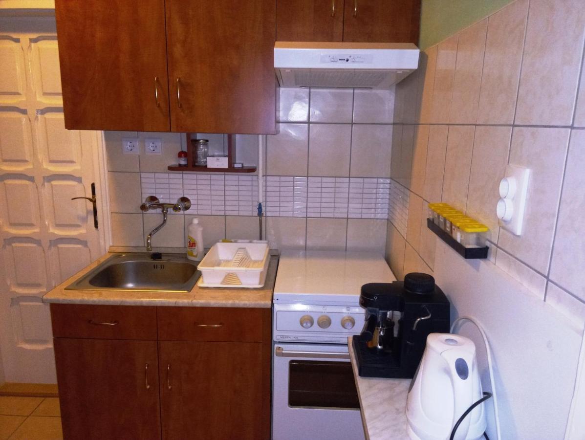 Szivarvany Apartman 久洛 外观 照片